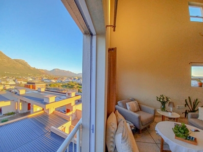 2 Bedroom Apartment Block Sold in Muizenberg