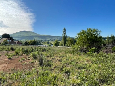 3199 m² Land available in Underberg