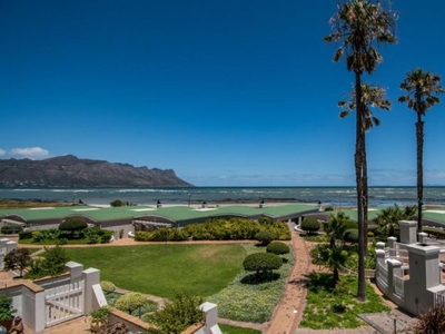 2 Bedroom apartment for sale in Greenways Golf Estate, Strand