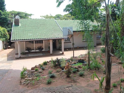 3 Bedroom house for sale in Amanzimtoti