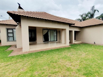 3 Bedroom House for Sale in Zambezi Country Estate