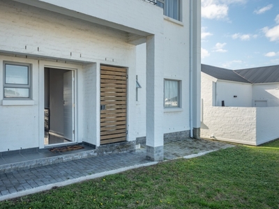 2 Bedroom Apartment / Flat For Sale In Pinelands