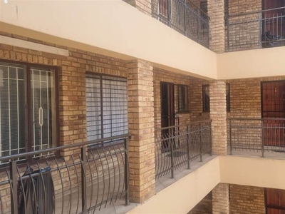 3 Bed Apartment in Randfontein Central