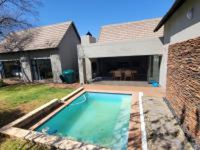 3 Bedroom House for Sale For Sale in Hartbeespoort - MR52972
