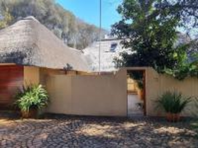 4 Bedroom House for Sale For Sale in Hartbeespoort - MR52688