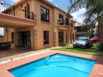 4 Bedroom House to Rent in Highveld - Property to rent - MR6