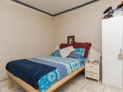 Centrally situated with easy reach to all the highlights of Cape Town!
