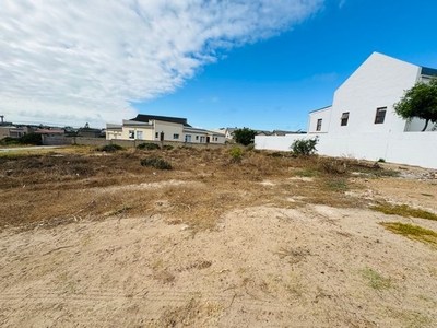 648m² Vacant Land For Sale in Myburgh Park
