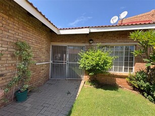 2 Bed Townhouse in Minerva Gardens