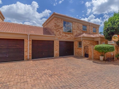 3 Bedroom duplex townhouse - sectional sold in Willowbrook, Roodepoort