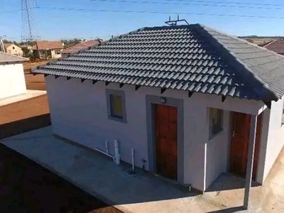 Rdp Houses For Sales At Gauteng Soweto Motsoaledi Diepkloof Ext 1 Price R100000 Call:0658088657, Dobsonville | RentUncle