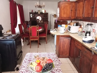 House for sale in Old Orchards