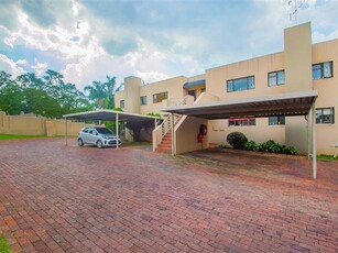 2 Bed Apartment in Weltevreden Park