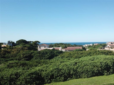 687 m² Land available in Santareme