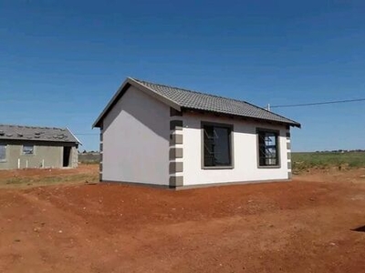 Rdp house for sale in soweto, Lufhereng | RentUncle