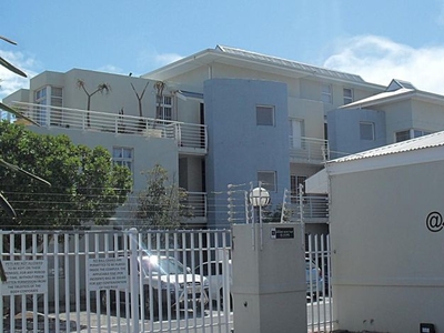 2 Bedroom flat to rent in Royal Ascot, Milnerton