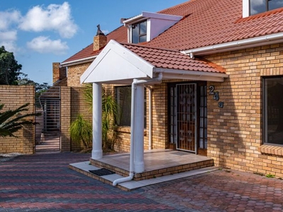 4 Bedroom house to rent in Kragga Kamma, Port Elizabeth