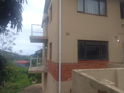 8 Bedroom House For Sale in Isipingo Hills