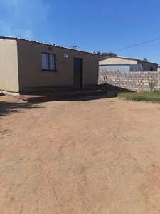 2 Bedroom Freehold For Sale in Tsakane