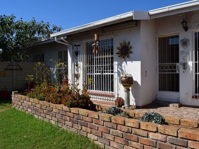 3 Bedroom Apartment / flat to rent in Witbank Ext 20