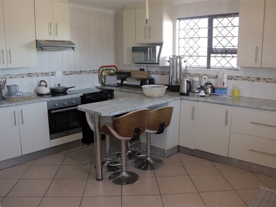 4 Bed House in Kwamagxaki
