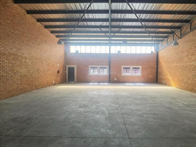 A Prime Opportunity Awaits you at the N4 Gateway Park, Pretoria. 300m² Warehouse / Distribution Centre / Manufacturing To Let