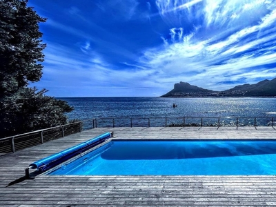 3 Bedroom Apartment For Sale in Hout Bay Beachfront