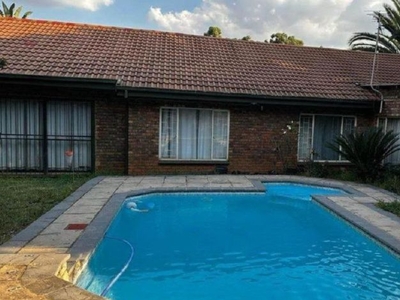 3 Bedroom house for sale in Elarduspark, Pretoria