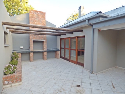 3 Bedroom House For Sale in Waverley