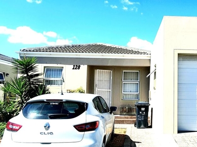 House for sale in Costa Da Gama, Cape Town