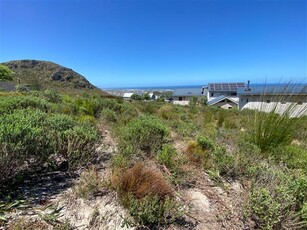 1 873 m² Land available in Chanteclair