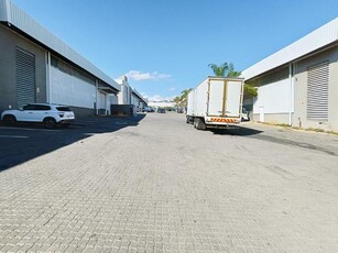 Warehouse / Distribution Centre of 1 261 m² To Let on Old Pretoria Road. This access-controlled park is ideally located between the N1 Highway and R101, Old Pretoria Main Road.