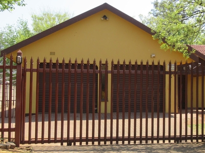 Nedbank Repossessed 3 Bedroom House for Sale in Unitas Park
