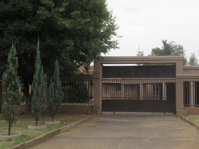 Nedbank Repossessed 4 Bedroom House for Sale in Three Rivers
