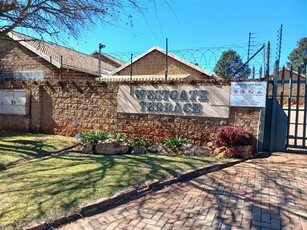 3 Bed Simplex in Grobler Park