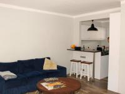 2 Bedroom Apartment to Rent in Tamboerskloof - Property to