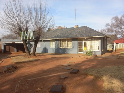 3 Bedroom House To Let in Stilfontein