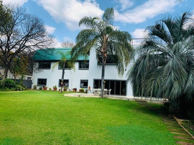House For Sale In Baileys Muckleneuk, Pretoria