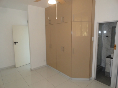 2 bedroom apartment to rent in Athlone (Durban North)