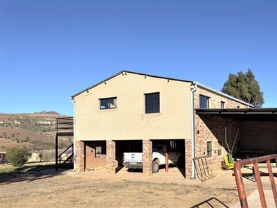 8 Bedroom House Clarens Free State