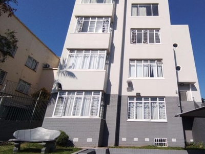 Bachelor Apartment rented in Essenwood, Durban