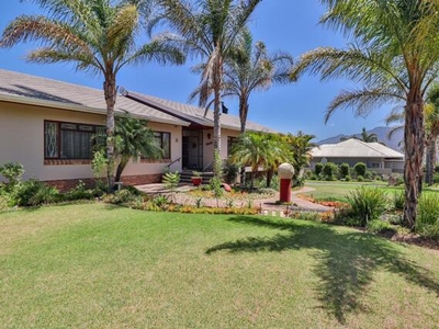 House For Sale In De Doorns, Western Cape