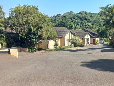 3 bedroom, Amanzimtoti KwaZulu Natal N/A