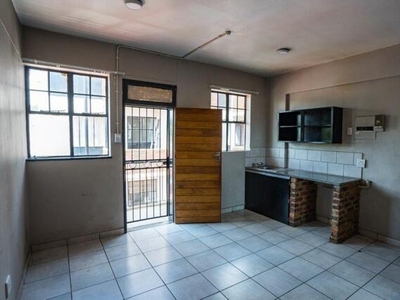 Apartment For Rent In Berea, Johannesburg