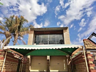 Apartment For Rent In Heuwelsig, Bloemfontein