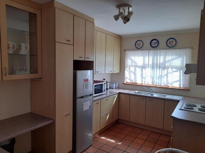 Apartment For Rent In Pinelands, Cape Town