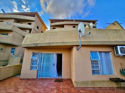 Apartment For Sale In Carrington Heights, Durban