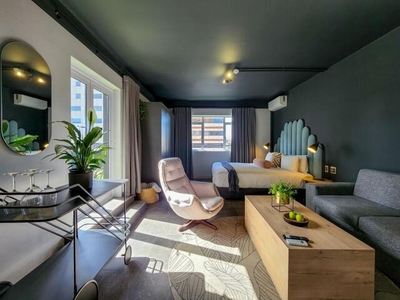Apartment For Sale In Foreshore, Cape Town