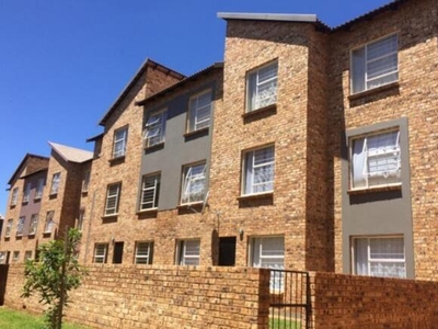 Apartment For Sale In Honeypark, Roodepoort