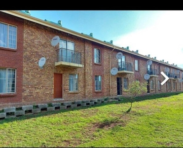 Apartment For Sale In Lotus Gardens, Pretoria